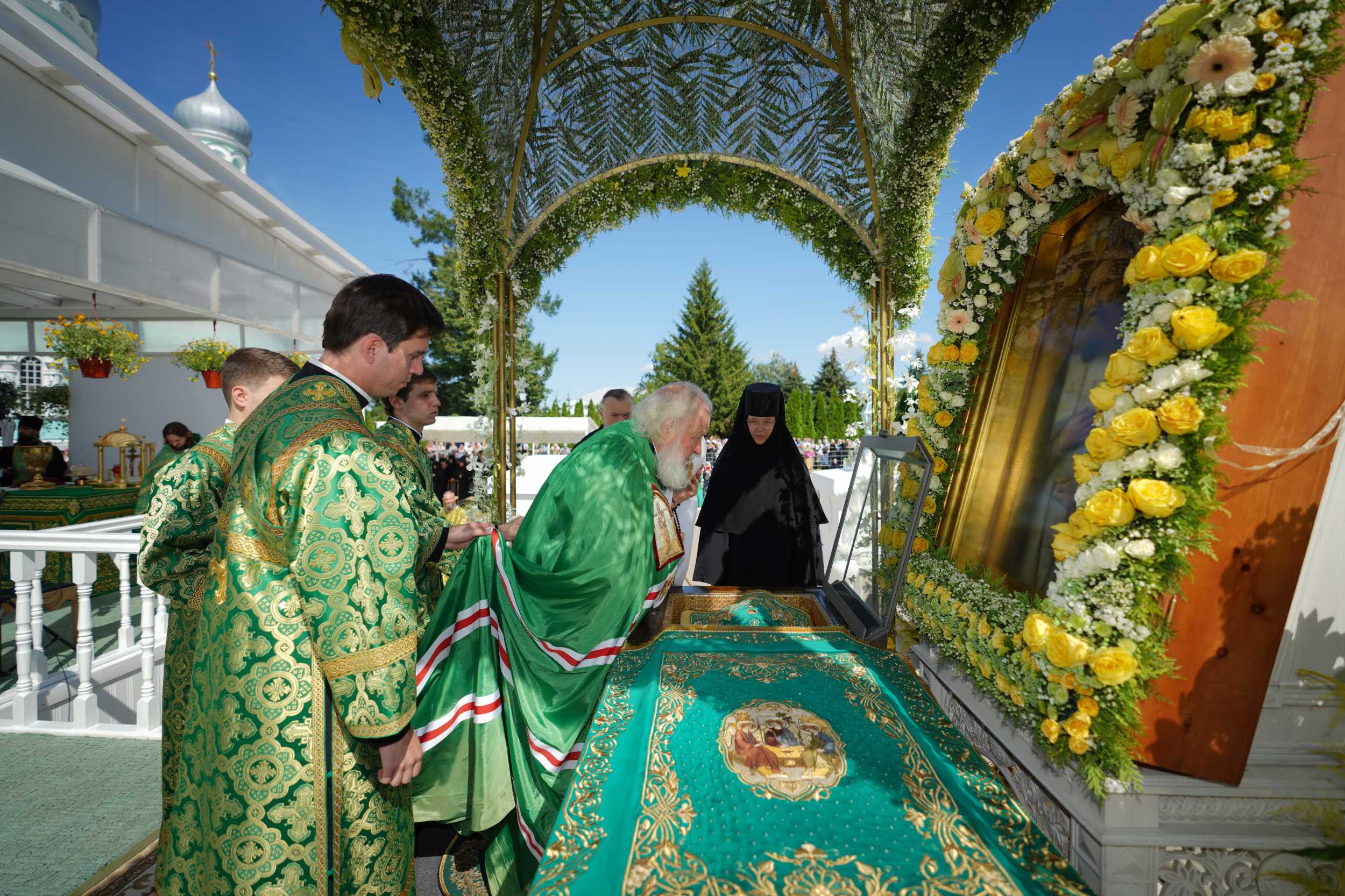 Свято Троицкий Серафимо Дивеевский первый храм